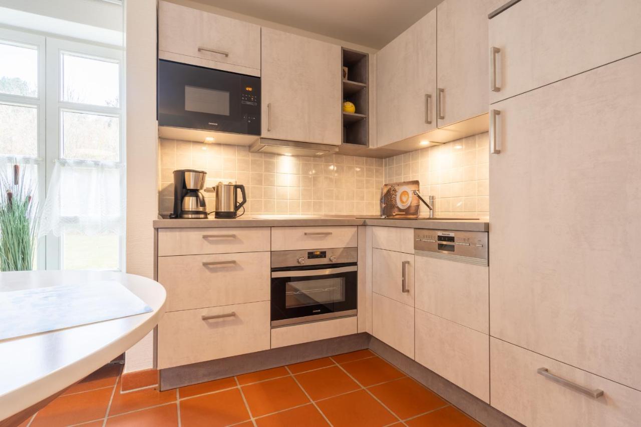 Feriendorf Rugana - Komfort Appartement Mit 1 Schlafzimmer Und Terrasse B47 Dranske Exteriör bild
