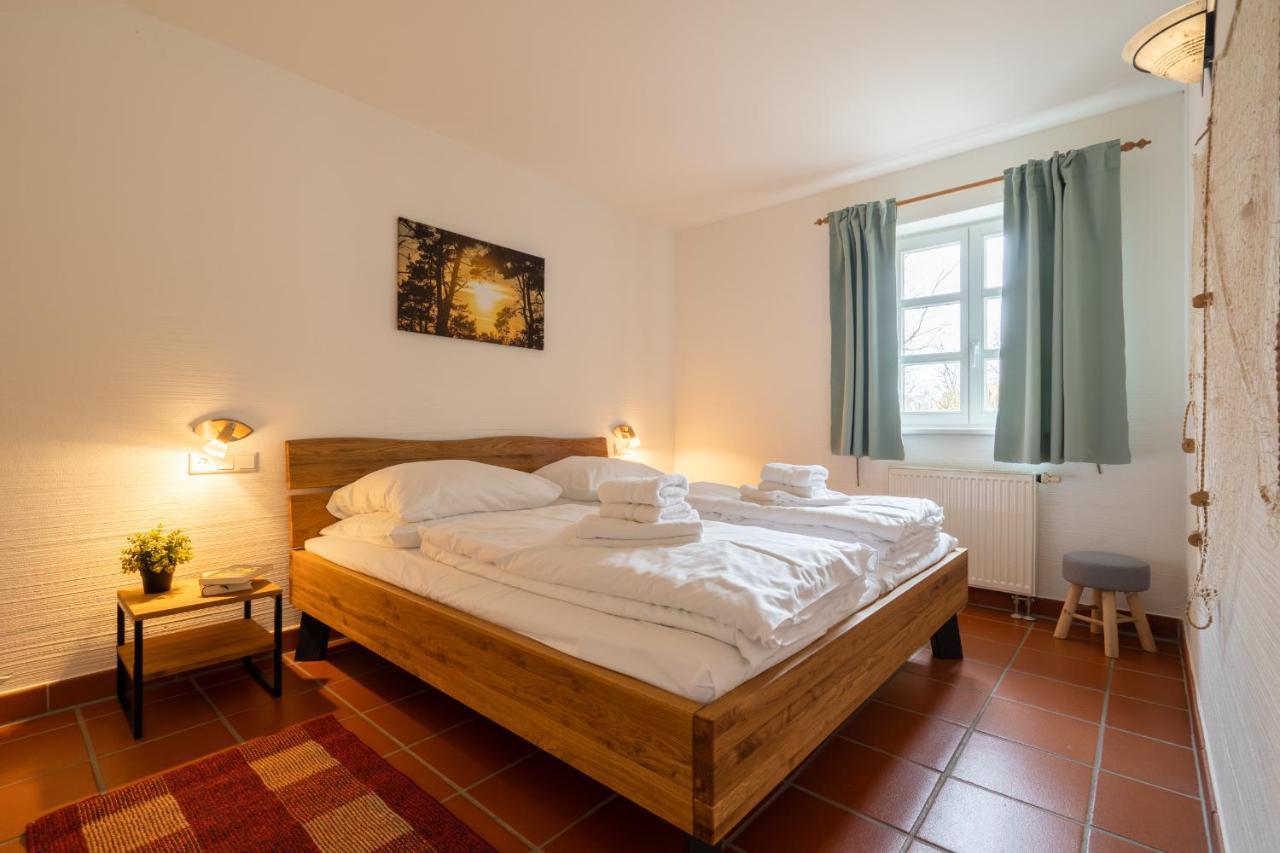 Feriendorf Rugana - Komfort Appartement Mit 1 Schlafzimmer Und Terrasse B47 Dranske Exteriör bild